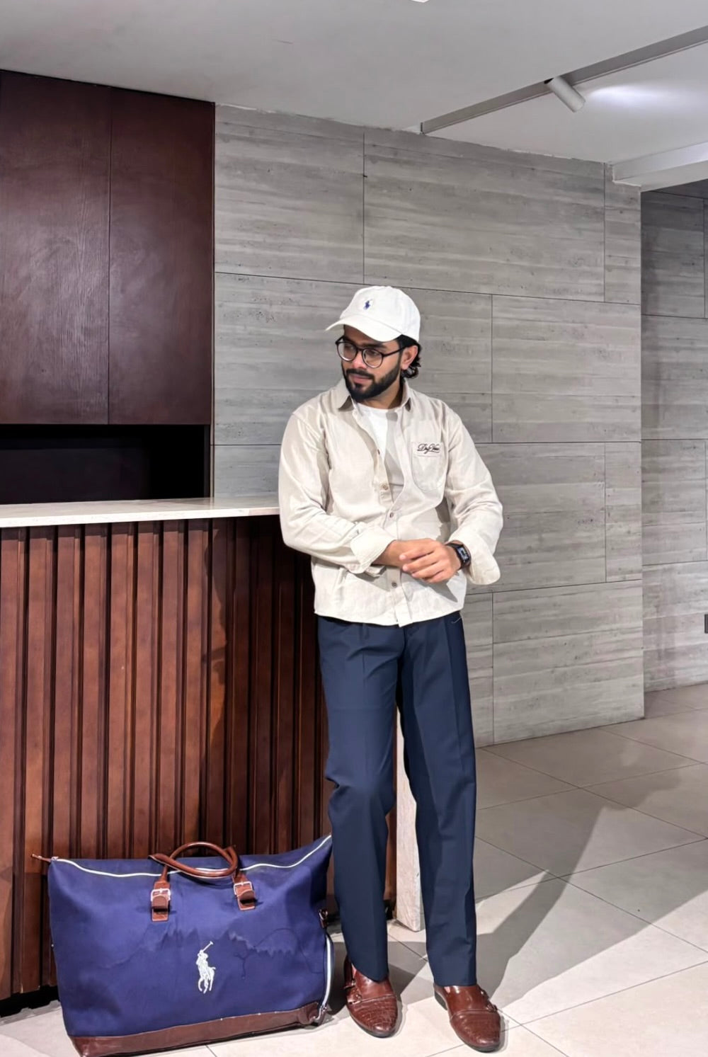 Round Pocket Linen Shirt