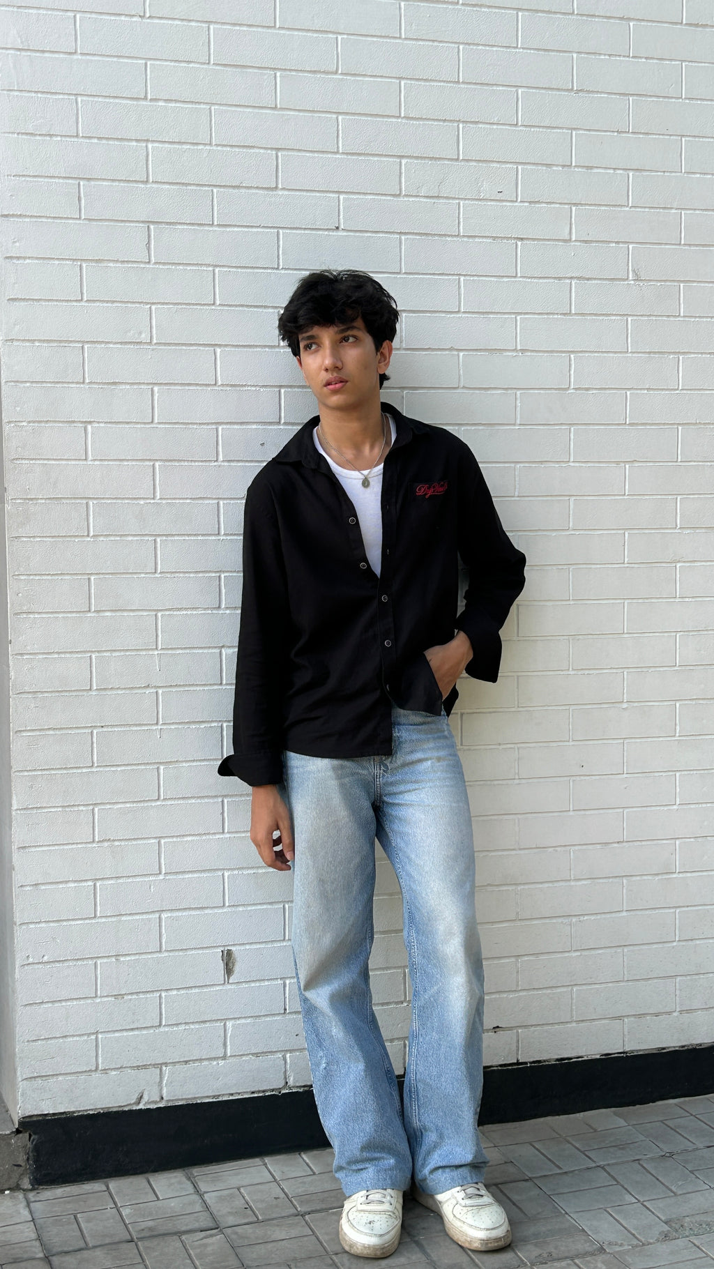 Full Sleeve-Round Pocket (Black)